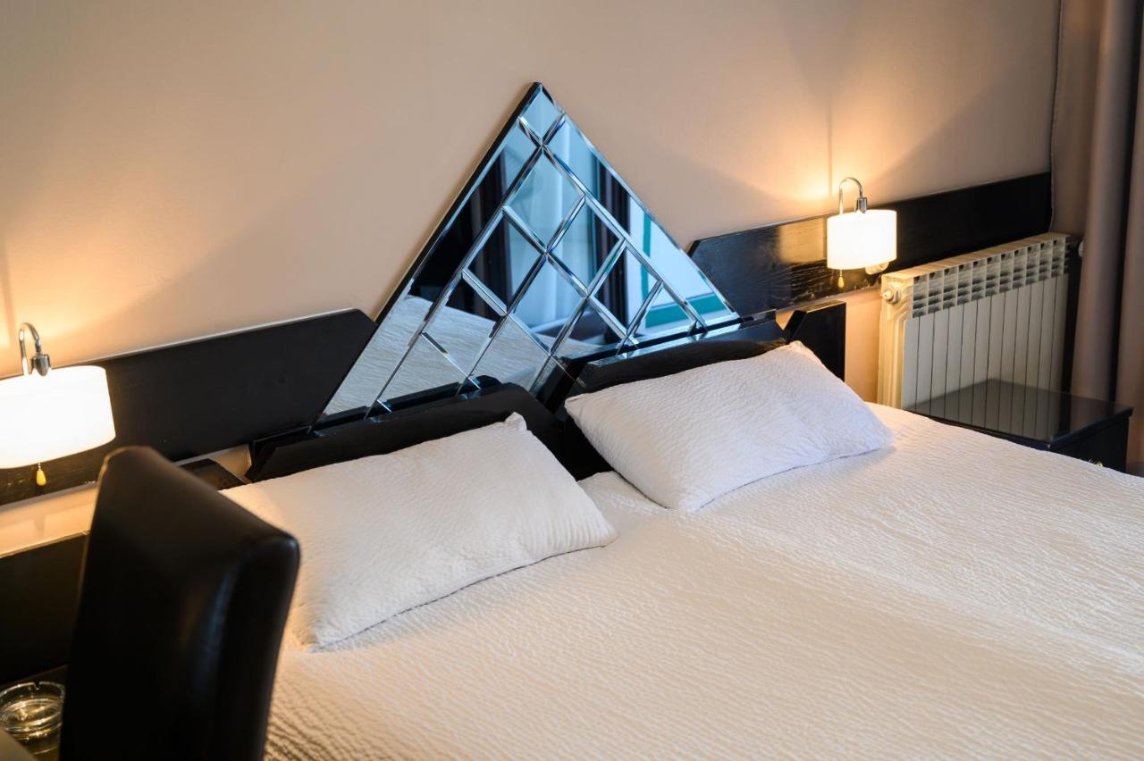 Mb Hotel